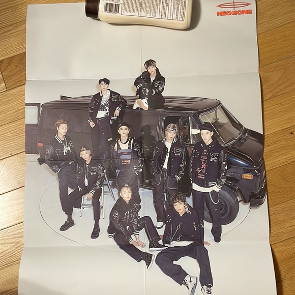 NCT 127 Album: NEOZONE (C Version) - Picture 3 of 3